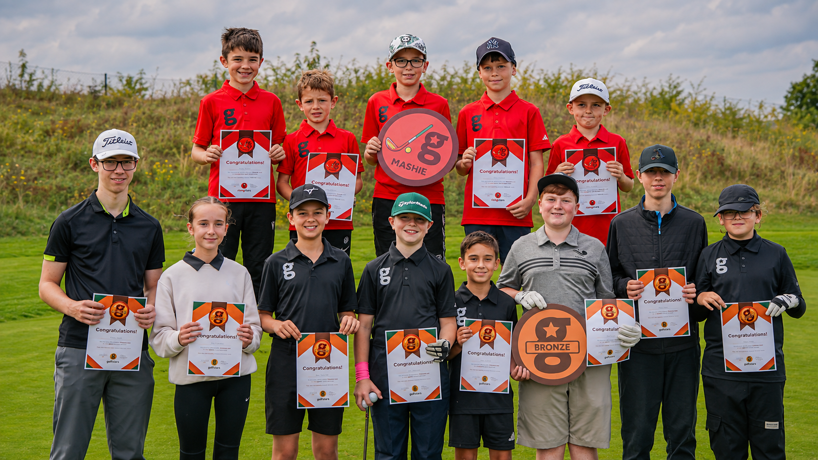 Golfstars children of different ages celebrating their certificates together